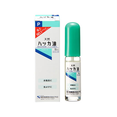「健栄製薬 ハッカ油スプレー 10ml」は、無色〜微黄色澄明の液で、特異で爽快な芳香があるスプレー式のハッカ油です。1ml中ハッカ油1ml含有(メントール(C10H20O)として30.0％以上含有)。